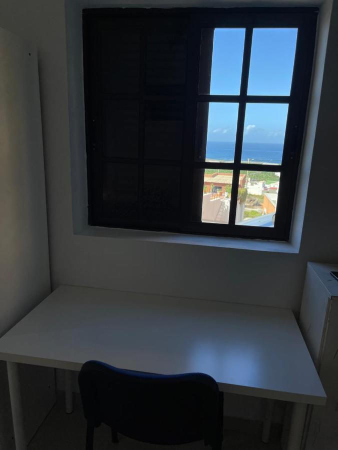 Low Island House Los Silos Luaran gambar